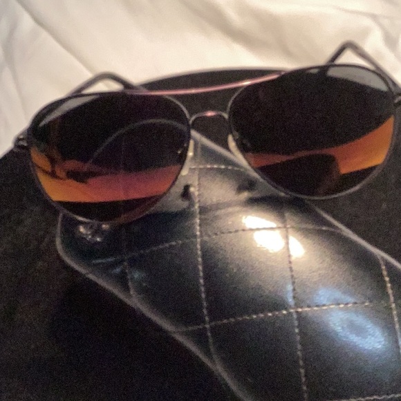 Authentic Chanel Polarized Aviators - Black Frame & Orange Tinted Lenses - Picture 5 of 6